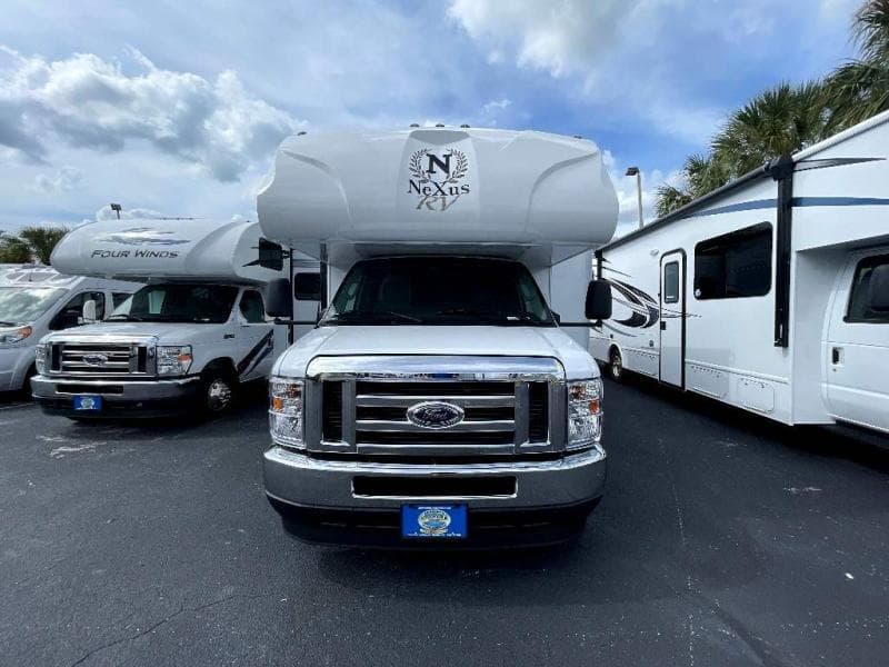 2024 Nexus RV 2024 Nexus RV Triumph - thumbnail 2
