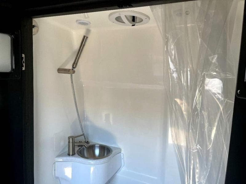 2025 Midwest Automotive Designs 2025 Midwest Automotive Designs Legend - thumbnail 13