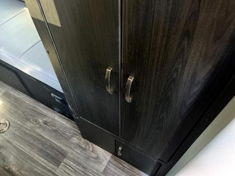 2025 Midwest Automotive Designs 2025 Midwest Automotive Designs Legend - thumbnail 21