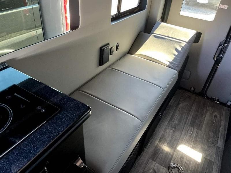 2025 Midwest Automotive Designs 2025 Midwest Automotive Designs Legend - thumbnail 25