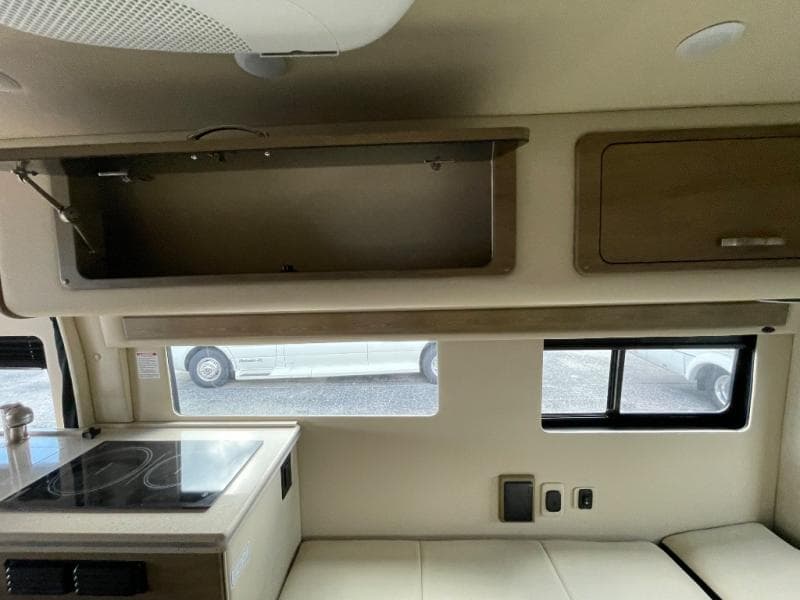 2025 Midwest Automotive Designs 2025 Midwest Automotive Designs Legend - thumbnail 15