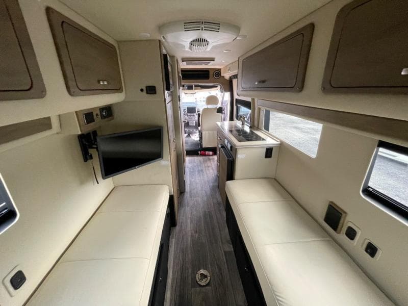 2025 Midwest Automotive Designs 2025 Midwest Automotive Designs Legend - thumbnail 19