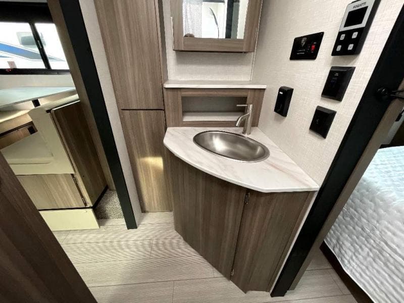 2024 Venture RV 2024 Venture RV Sonic - thumbnail 20