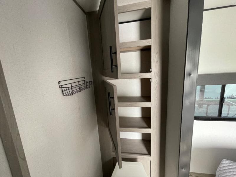 2024 Dutchmen 2024 Dutchmen Coleman - thumbnail 38