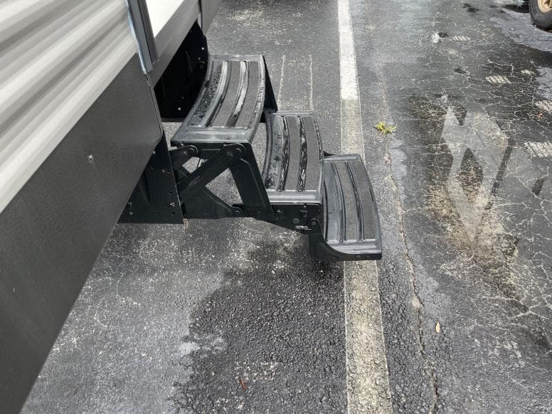 2024 Dutchmen 2024 Dutchmen Coleman - thumbnail 9