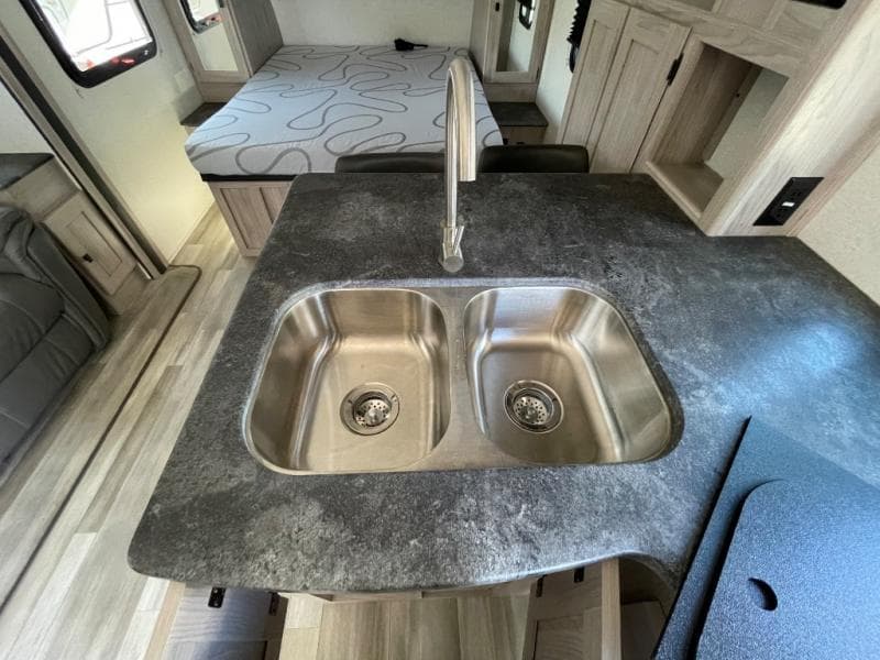 2024 Coachmen 2024 Coachmen Northern Spirit - thumbnail 13