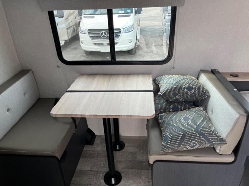 2024 Forest River 2024 Forest River R-Pod - thumbnail 16