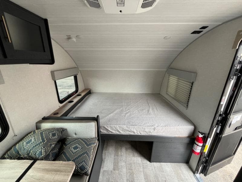 2024 Forest River 2024 Forest River R-Pod - thumbnail 17