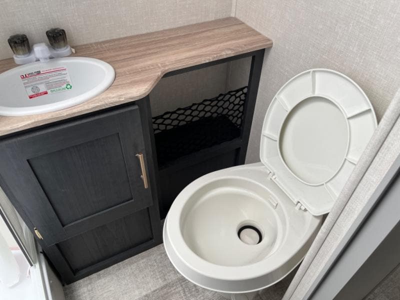 2024 Forest River 2024 Forest River R-Pod - thumbnail 30