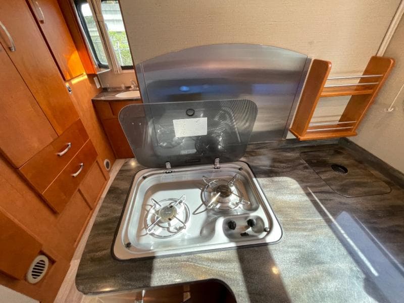 2014 Leisure Travel Vans 2014 Leisure Travel Vans Unity - thumbnail 18