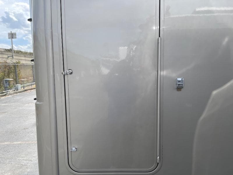 2014 Leisure Travel Vans 2014 Leisure Travel Vans Unity - thumbnail 37