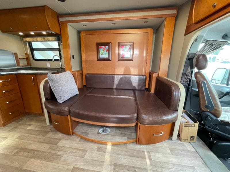 2014 Leisure Travel Vans 2014 Leisure Travel Vans Unity - thumbnail 7