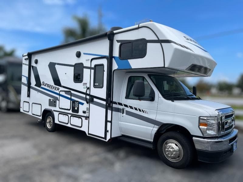2025 Forest River Sunseeker 2440DS