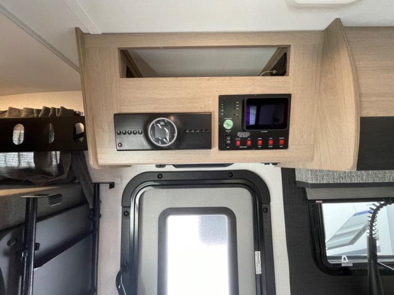 2025 Forest River 2025 Forest River Forester - thumbnail 18