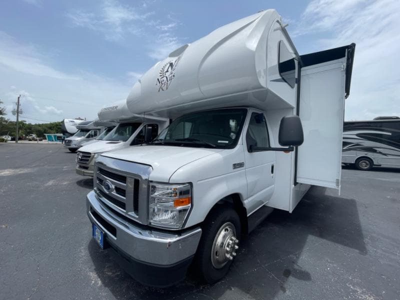 2025 Nexus RV 2025 Nexus RV Triumph - thumbnail 3