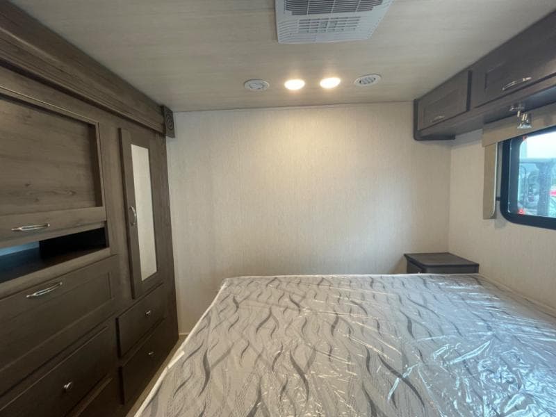 2025 Nexus RV 2025 Nexus RV Triumph - thumbnail 30