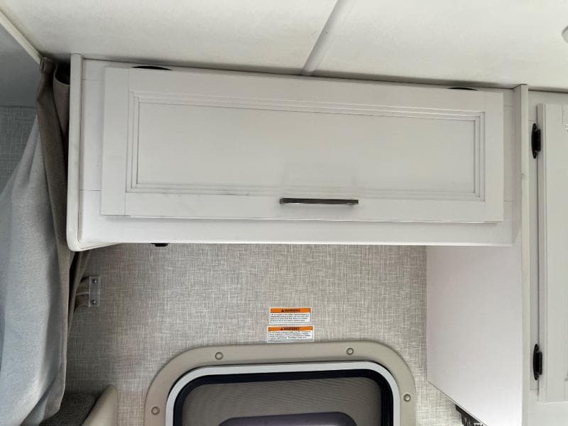 2025 Thor Motor Coach 2025 Thor Motor Coach Quantum - thumbnail 32