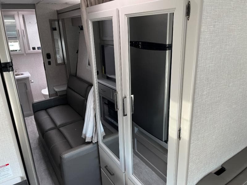 2025 Thor Motor Coach 2025 Thor Motor Coach Quantum - thumbnail 38