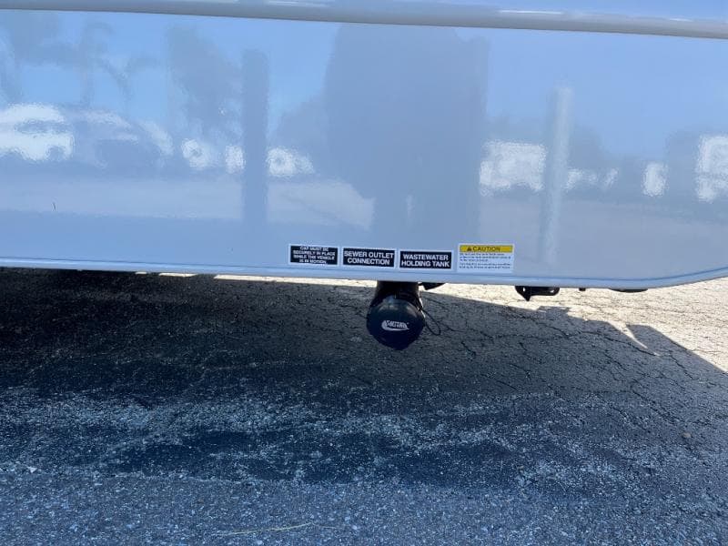 2025 Thor Motor Coach 2025 Thor Motor Coach Quantum - thumbnail 9