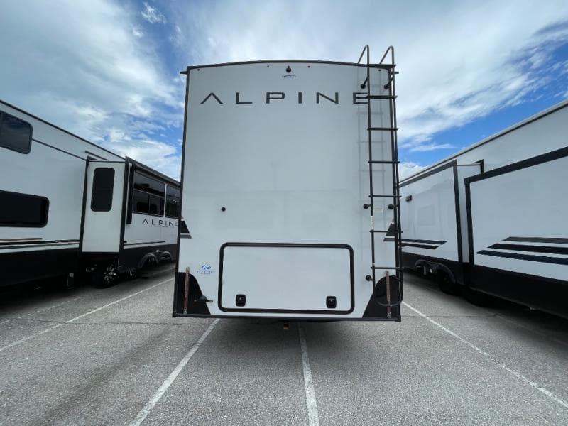 2025 Keystone RV 2025 Keystone RV Alpine Avalanche Edition - thumbnail 8