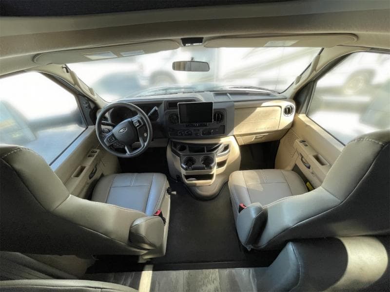 2024 Thor Motor Coach 2024 Thor Motor Coach Quantum - thumbnail 6