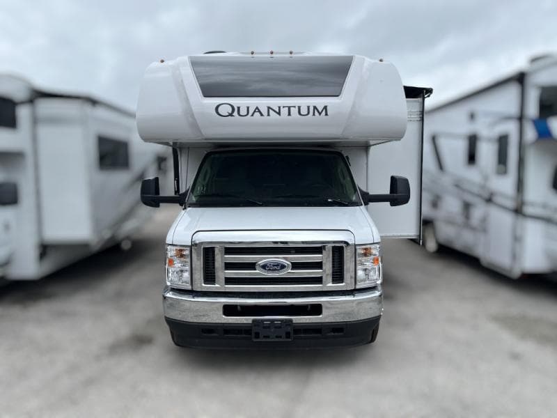 2025 Thor Motor Coach 2025 Thor Motor Coach Quantum - thumbnail 2