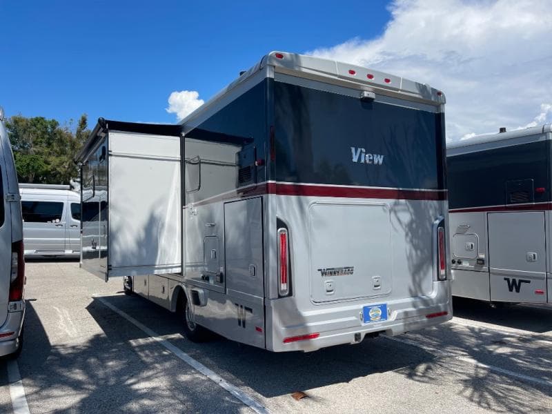 2025 Winnebago 2025 Winnebago View - thumbnail 6