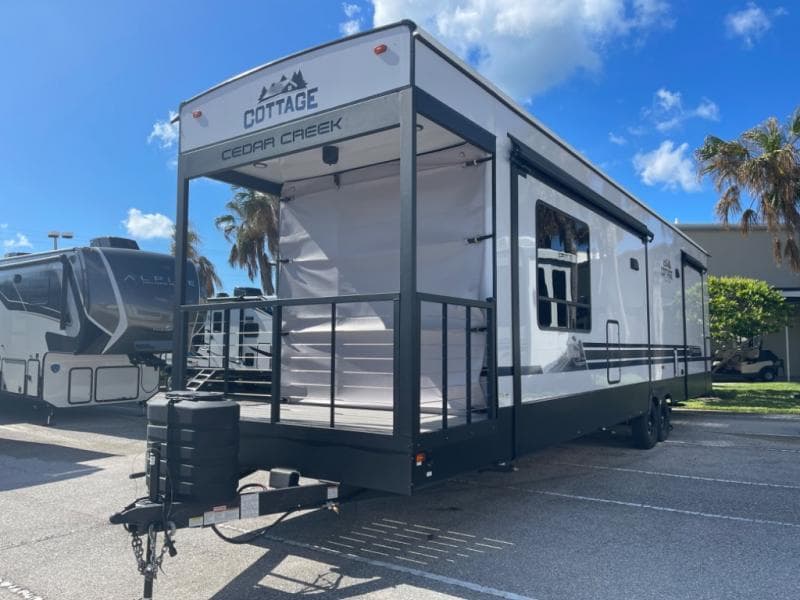 2024 Cedar Creek 2024 Cedar Creek Cottage - thumbnail 3