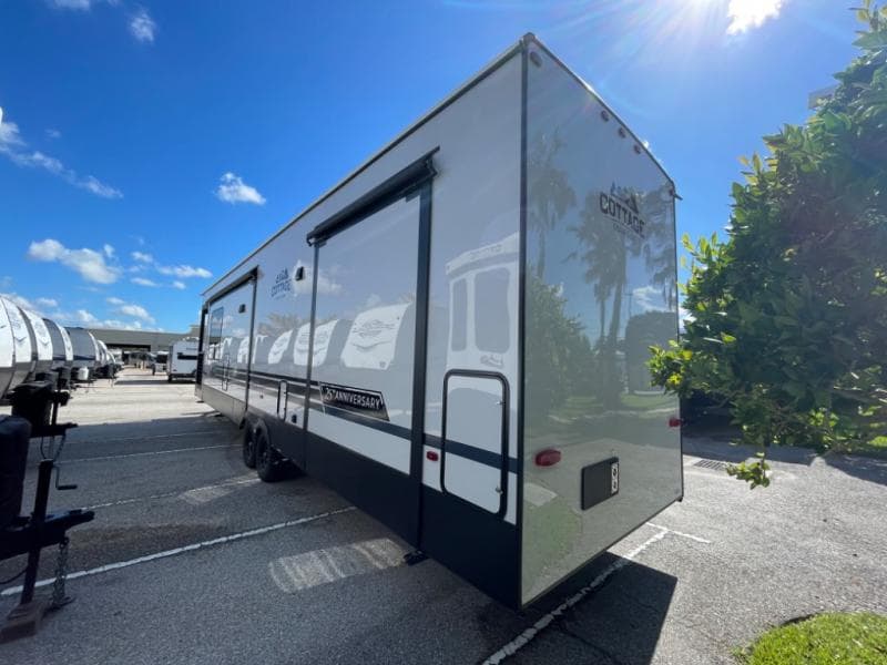 2024 Cedar Creek 2024 Cedar Creek Cottage - thumbnail 4