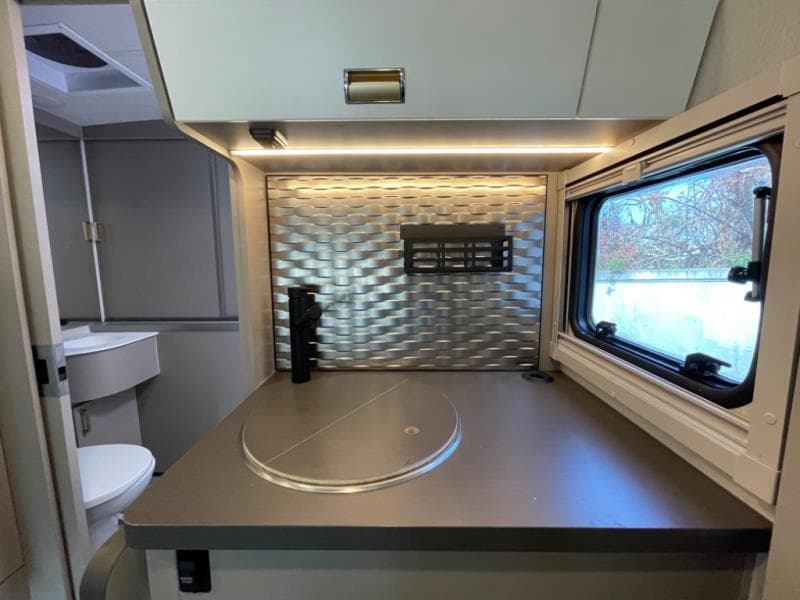 2025 Winnebago 2025 Winnebago View - thumbnail 20