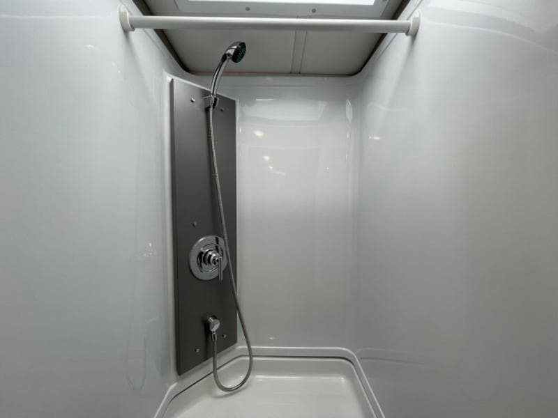 2025 Winnebago 2025 Winnebago View - thumbnail 21