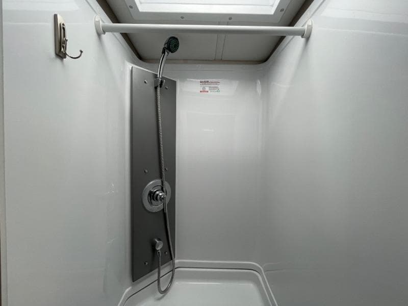 2025 Winnebago 2025 Winnebago View - thumbnail 15