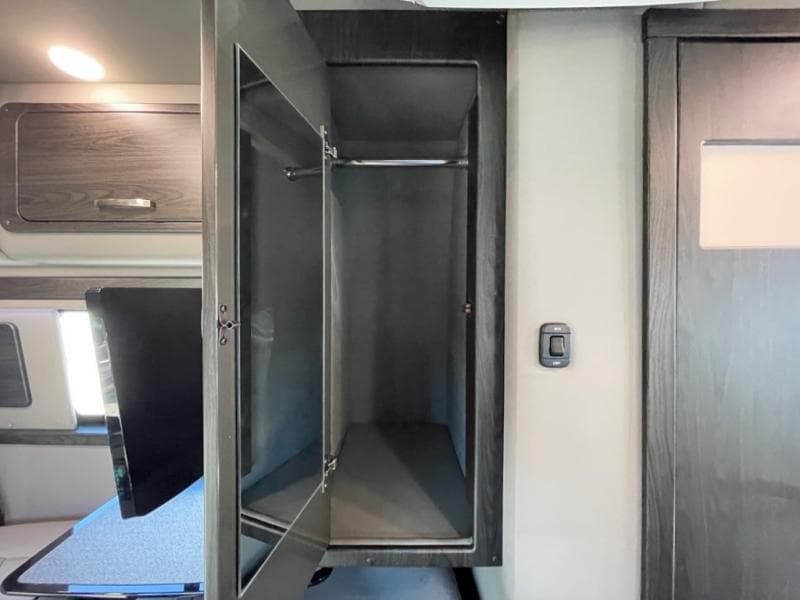 2025 Midwest Automotive Designs 2025 Midwest Automotive Designs Passage - thumbnail 16