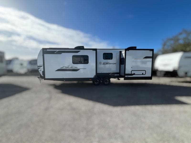 2025 Forest River 2025 Forest River Surveyor Grand - thumbnail 4