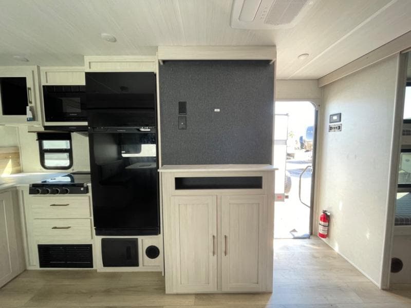 2025 Forest River 2025 Forest River Surveyor Legend - thumbnail 10