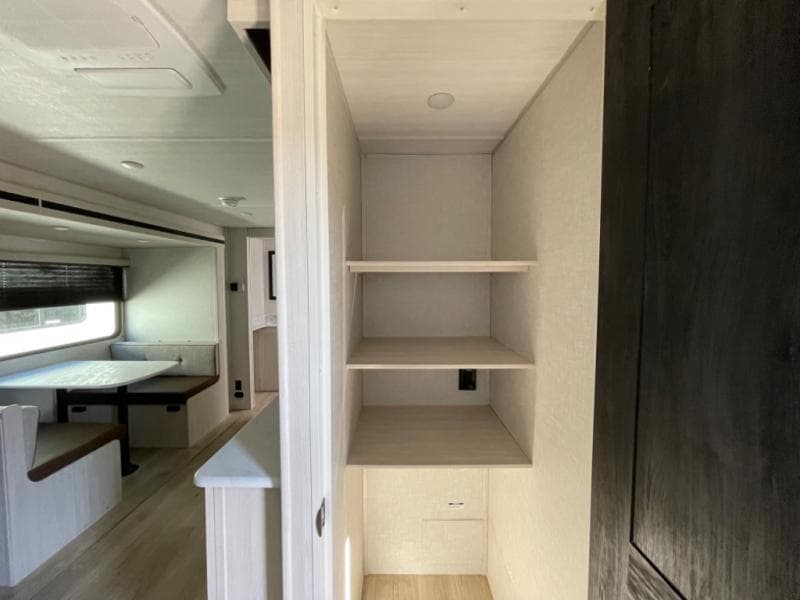 2025 Forest River 2025 Forest River Surveyor Legend - thumbnail 17