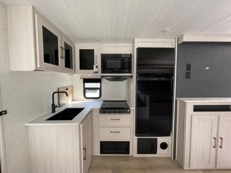 2025 Forest River 2025 Forest River Surveyor Legend - thumbnail 9