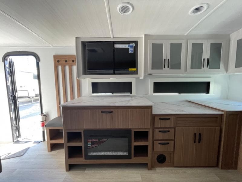 2025 Keystone RV 2025 Keystone RV Passport Super Lite - thumbnail 13