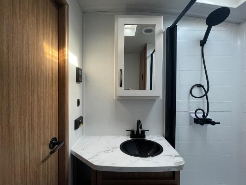 2025 Keystone RV 2025 Keystone RV Passport Super Lite - thumbnail 13