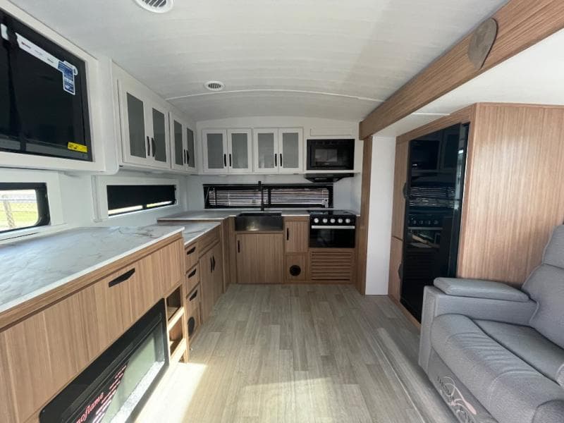 2025 Keystone RV 2025 Keystone RV Passport Super Lite - thumbnail 4