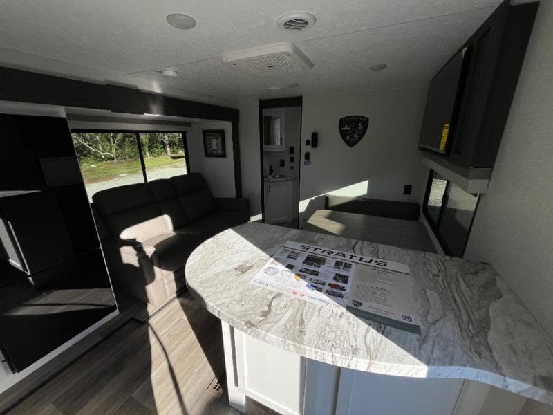 2025 Venture RV 2025 Venture RV Stratus - thumbnail 9
