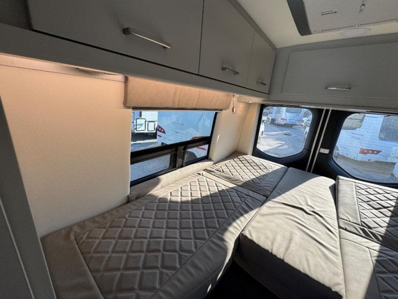 2025 Coachmen 2025 Coachmen Galleria - thumbnail 16