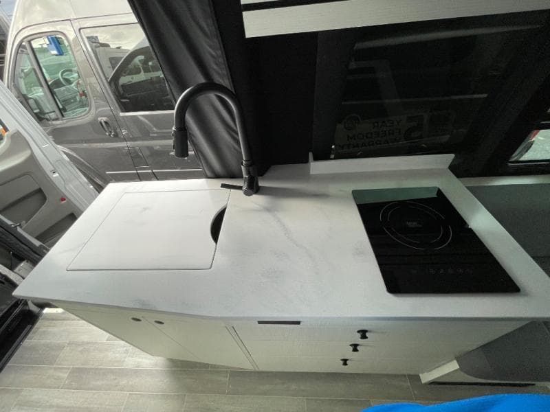 2025 Pleasure-Way 2025 Pleasure-Way Ontour - thumbnail 9