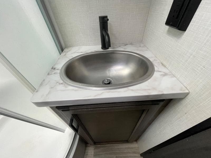 2024 Venture RV 2024 Venture RV SportTrek Touring Edition - thumbnail 18