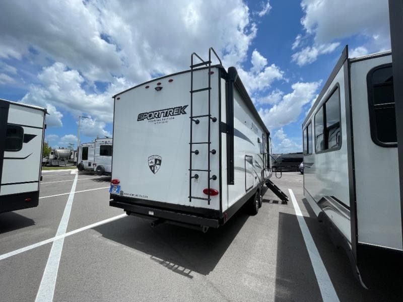 2024 Venture RV 2024 Venture RV SportTrek Touring Edition - thumbnail 8