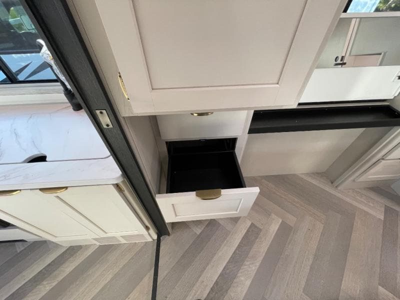 2025 Coachmen 2025 Coachmen Prism Select - thumbnail 29