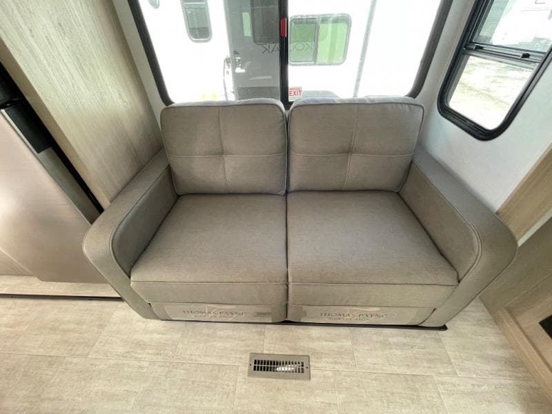 2025 Dutchmen 2025 Dutchmen Kodiak - thumbnail 24