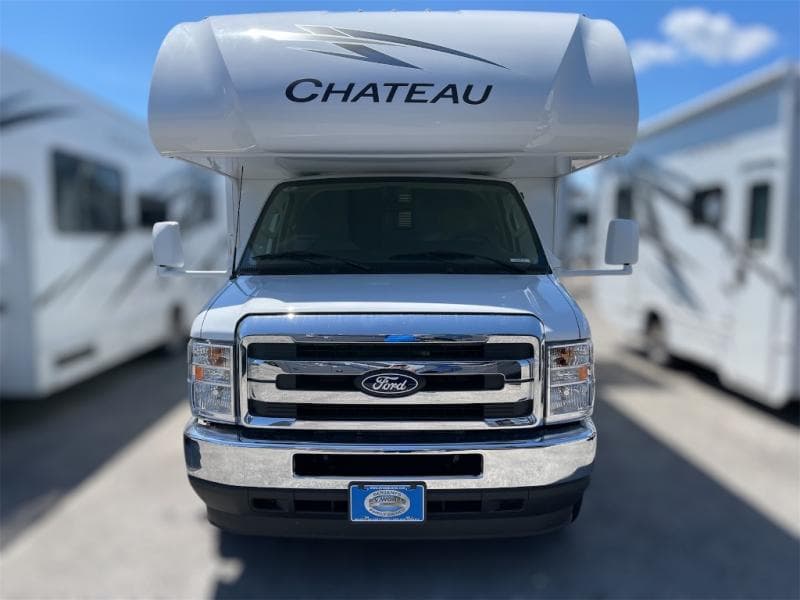 2025 Thor Motor Coach 2025 Thor Motor Coach Chateau Espec Essential - thumbnail 3