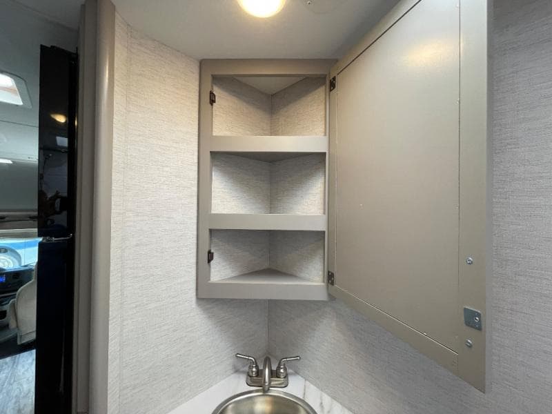 2025 Thor Motor Coach 2025 Thor Motor Coach Chateau Espec Essential - thumbnail 21