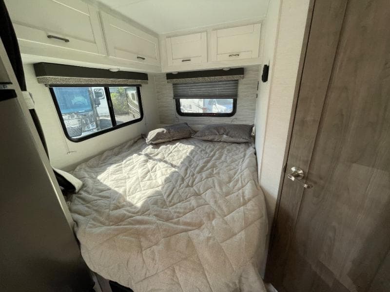 2025 Gulf Stream 2025 Gulf Stream Conquest - thumbnail 23